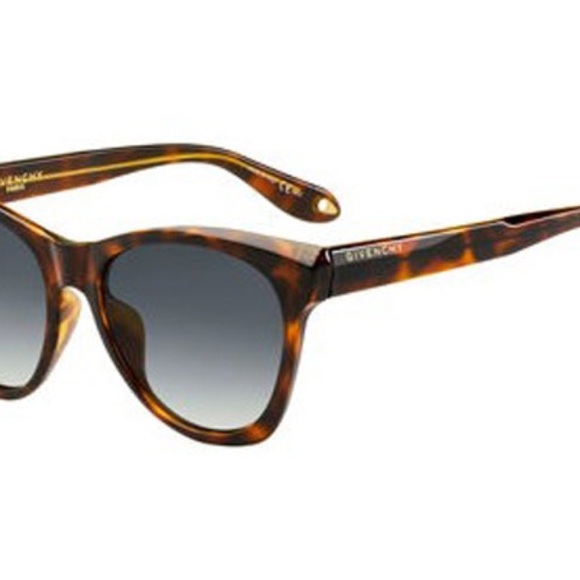 Brand new GIVENCHY Gv 7068/S Sunglasses - Picture 6 of 7